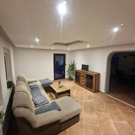 Schlossstrasse 11 Holiday home *