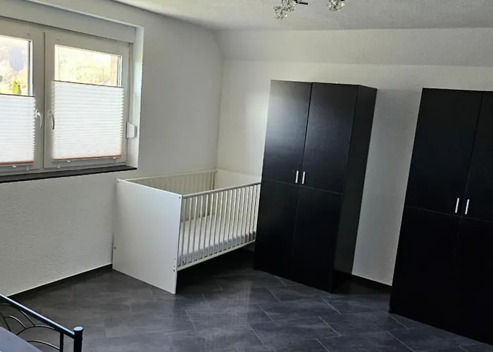 Schlossstrasse 11 Tatil Evi *